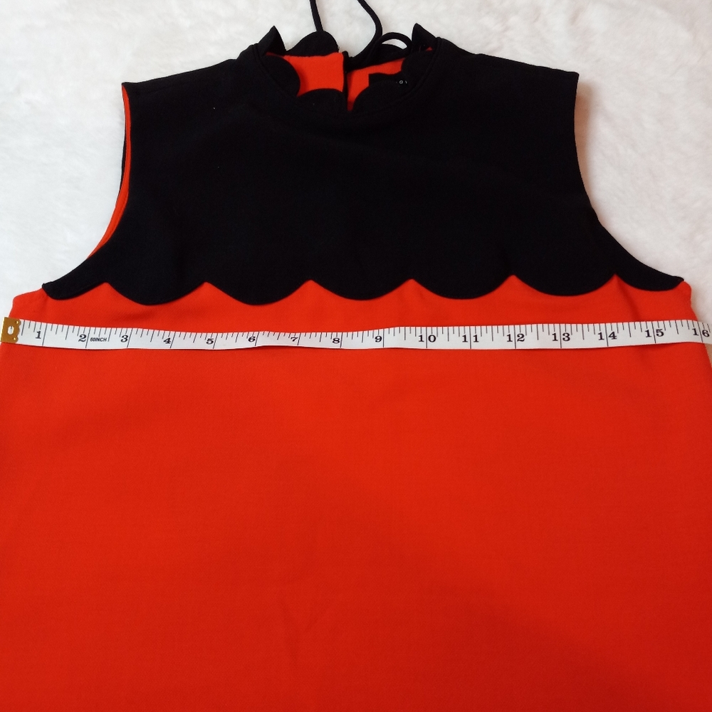 Victoria Beckham Scallop Retro Mod Mini Dress - Picture 5 of 6